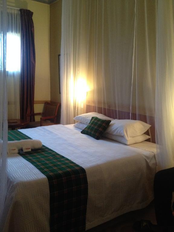 J Residence Motel Entebbe Chambre photo